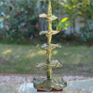 GREEN LEAF Ceramic Garden Totem