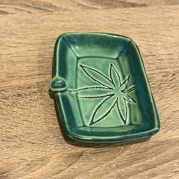 cannabis leaf ashtray pottery handmade australia
