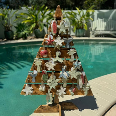 Whale Tail Hanging Deco | Pink Speckles