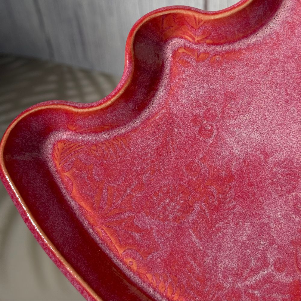 pinky red Christmas Tree Plate.