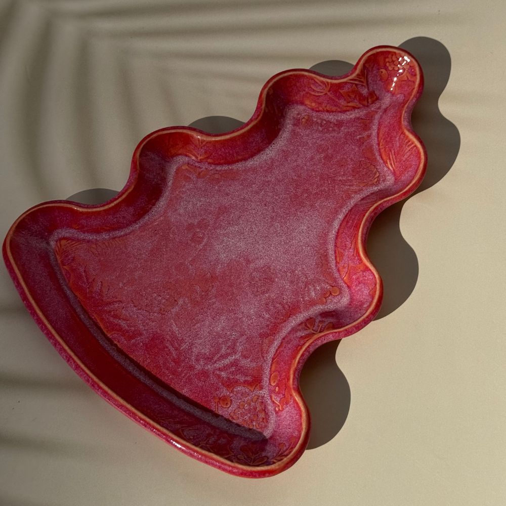 pinky red Christmas Tree Plate.