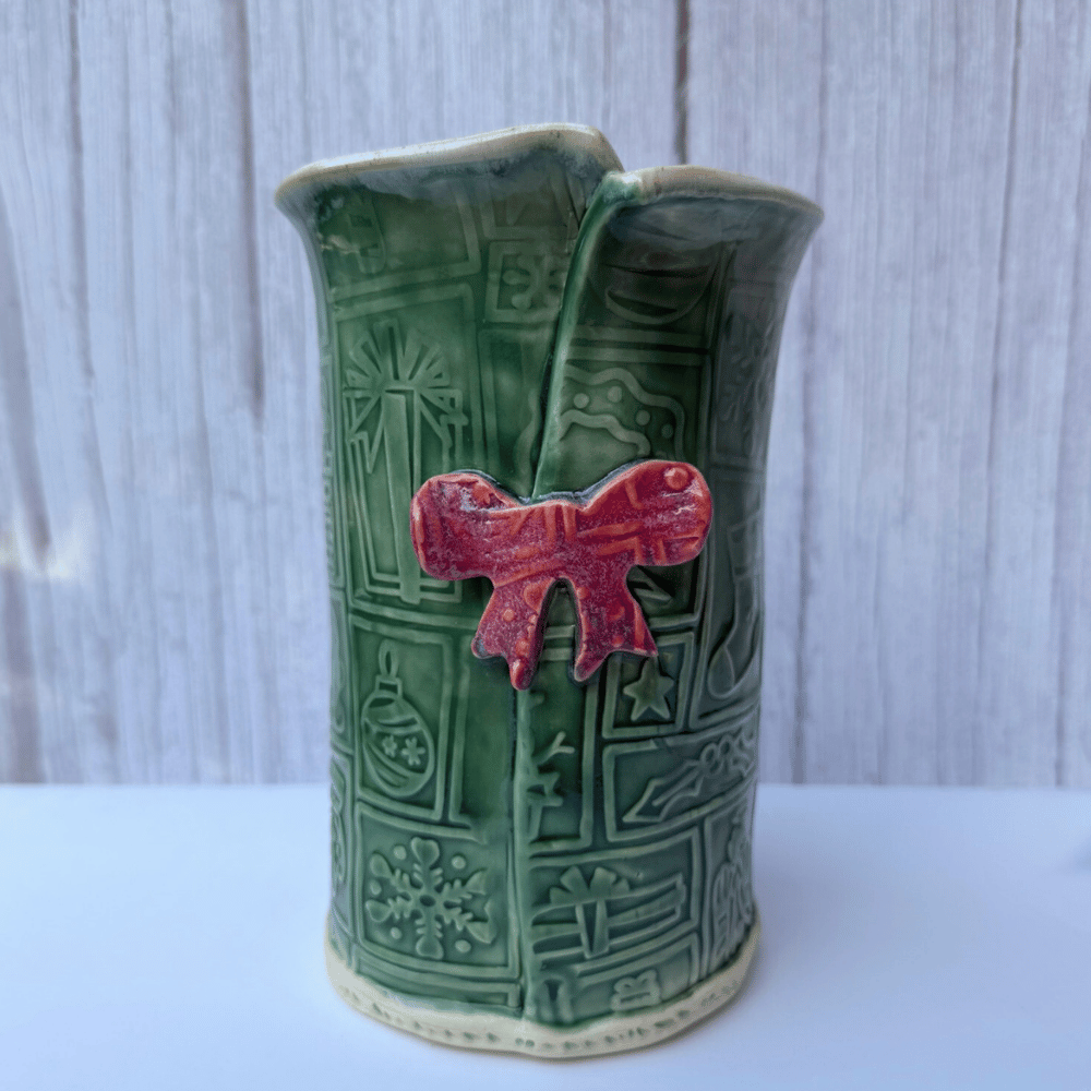 Green Xmas Ceramic Bow Vase