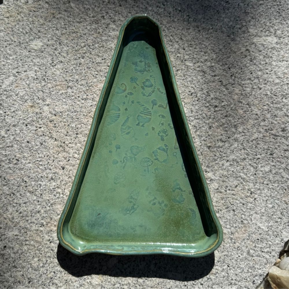 Green Xmas Tree shaped ceramic plate