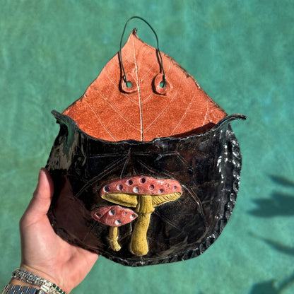 Mushroom Black Wall Planter